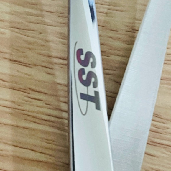 Barber scissor Razor7.5” adjustable Tension - Picture 4 of 5